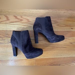 Via Spiga brown suede booties
